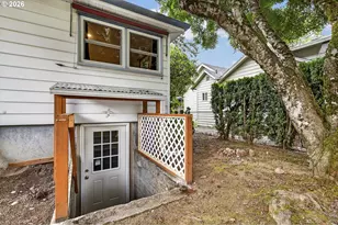 13624 NE Glisan St, Portland, OR 97230 - Photo 36