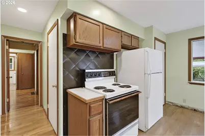 13624 NE Glisan St, Portland, OR 97230 - Photo 14