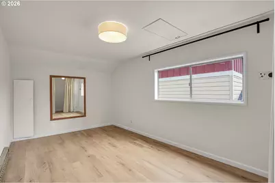 7934 N Hurst Ave, Portland, OR 97203 - Photo 34