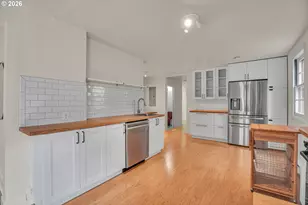 7934 N Hurst Ave, Portland, OR 97203 - Photo 24