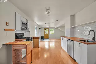 7934 N Hurst Ave, Portland, OR 97203 - Photo 22