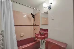 7934 N Hurst Ave, Portland, OR 97203 - Photo 28