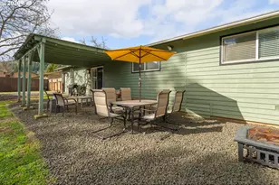 808 NE Craig St, Myrtle Creek, OR 97457 - Photo 26