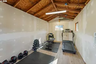 808 NE Craig St, Myrtle Creek, OR 97457 - Photo 28