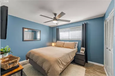 808 NE Craig St, Myrtle Creek, OR 97457 - Photo 16