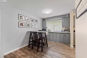 808 NE Craig St, Myrtle Creek, OR 97457 - Photo 8