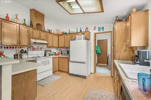 27677 SE Wally Rd, Boring, OR 97009 - Photo 8