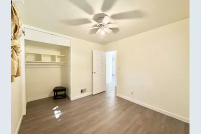 16720 SE Clinton St, Portland, OR 97236 - Photo 22