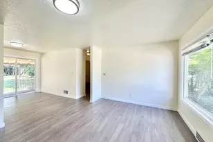 16720 SE Clinton St, Portland, OR 97236 - Photo 6