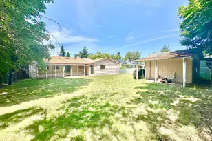 16720 SE Clinton St, Portland, OR 97236 - Photo 26