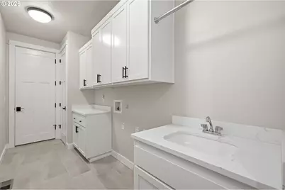 2153 Majestic Pl, Eugene, OR 97403 - Photo 40