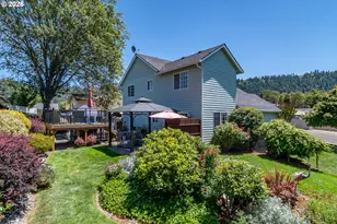 600 SE Parkway Dr, Winston, OR 97496 - Photo 44