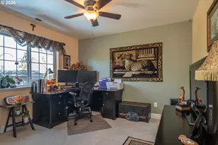 600 SE Parkway Dr, Winston, OR 97496 - Photo 20