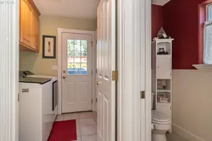 600 SE Parkway Dr, Winston, OR 97496 - Photo 12