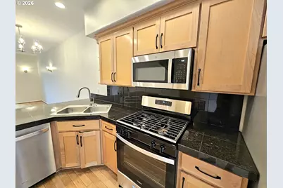 7867 NE Kian Ln, Beaverton, OR 97006 - Photo 6