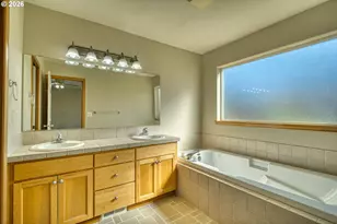 455 B St, Columbia City, OR 97018 - Photo 30