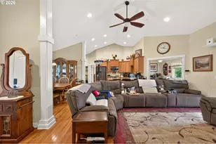 60 W Taylor St, Carlton, OR 97111 - Photo 10