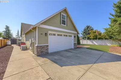 60 W Taylor St, Carlton, OR 97111 - Photo 2