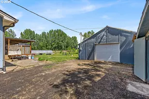 6637 Rochester St, Brooks, OR 97305 - Photo 14