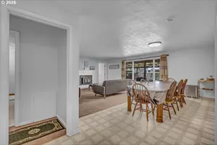 6637 Rochester St, Salem, OR 97305 - Photo 40
