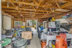 6637 Rochester St, Brooks, OR 97305 - Photo 48