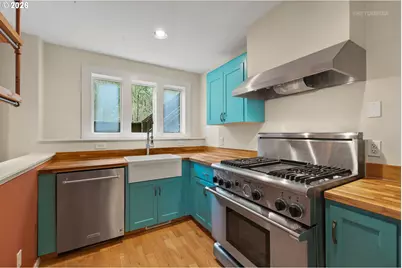 9620 NW Germantown Rd, Portland, OR 97231 - Photo 30