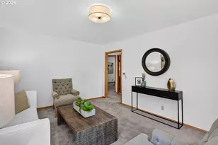 5715 NE 48th Ave, Portland, OR 97218 - Photo 8