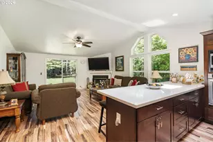 53395 E Sylvan Dr, Sandy, OR 97055 - Photo 16