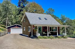 855 San Souci Dr, Roseburg, OR 97471 - Photo 1