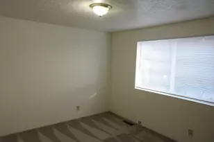 174 NW Stoneway Dr, Salem, OR 97304 - Photo 10