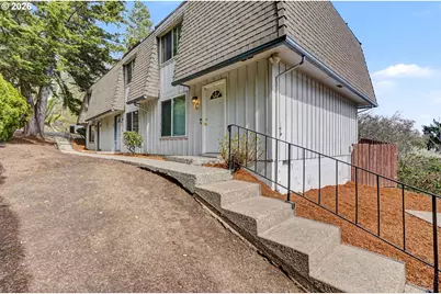 174 NW Stoneway Dr, Salem, OR 97304 - Photo 1