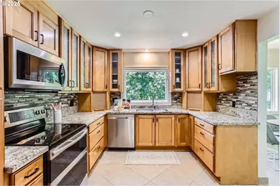 11301 SW 55th Ave, Portland, OR 97219 - Photo 8