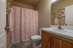 300 SE Lacreole Dr, Dallas, OR 97338 - Photo 24