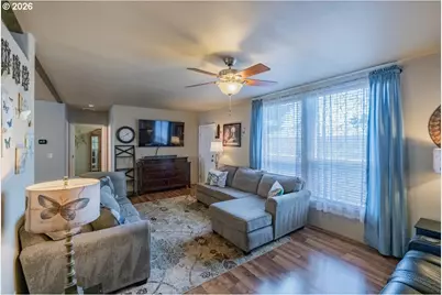 300 SE Lacreole Dr #212, Dallas, OR 97338 - Photo 10