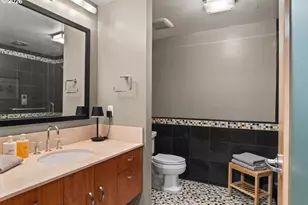 333 NW 9th Ave, Portland, OR 97209 - Photo 28