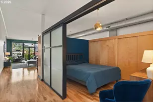 333 NW 9th Ave, Portland, OR 97209 - Photo 24