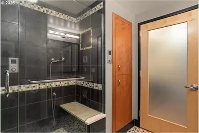 333 NW 9th Ave #1001, Portland, OR 97209 - Photo 30