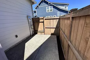 6980 SE Skipper Ln, Hillsboro, OR 97123 - Photo 20