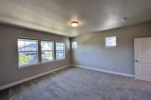6980 SE Skipper Ln, Hillsboro, OR 97123 - Photo 10