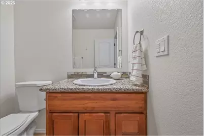 1512 SE 117th Ave, Portland, OR 97216 - Photo 38