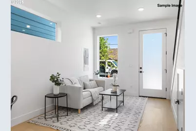 4352 NE Going St, Portland, OR 97218 - Photo 2