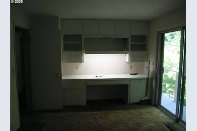 18795 SW Vista St, Beaverton, OR 97003 - Photo 10