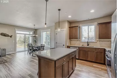 1651 52nd Ct, Washougal, WA 98671 - Photo 6