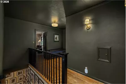 2700 SW English Ln, Portland, OR 97201 - Photo 30