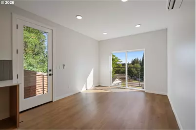 2902 E McLoughlin Blvd #2, Vancouver, WA 98661 - Photo 18