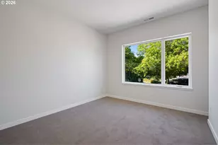 2902 E McLoughlin Blvd, Vancouver, WA 98661 - Photo 30