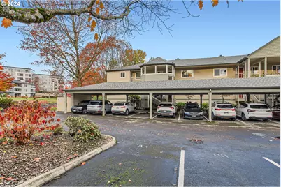 5110 S Landing Dr #302, Portland, OR 97239 - Photo 1
