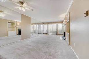 5110 S Landing Dr, Portland, OR 97239 - Photo 8