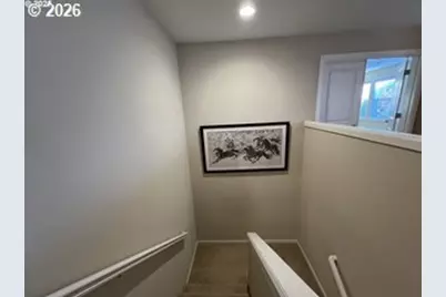 13812 SE Sierra Dr, Clackamas, OR 97015 - Photo 8