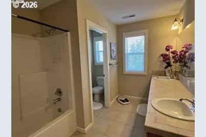 13812 SE Sierra Dr, Clackamas, OR 97015 - Photo 10